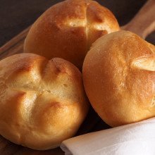 {Recipe} World’s Best Sandwich Rolls (Hamburger Buns) {Recipe} Dinner Rolls